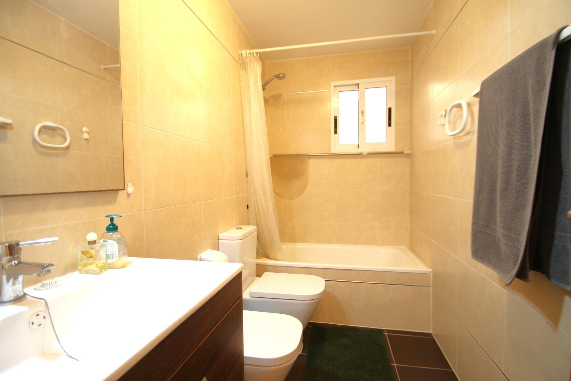 Resale - Apartment -
Torrevieja - El Molino