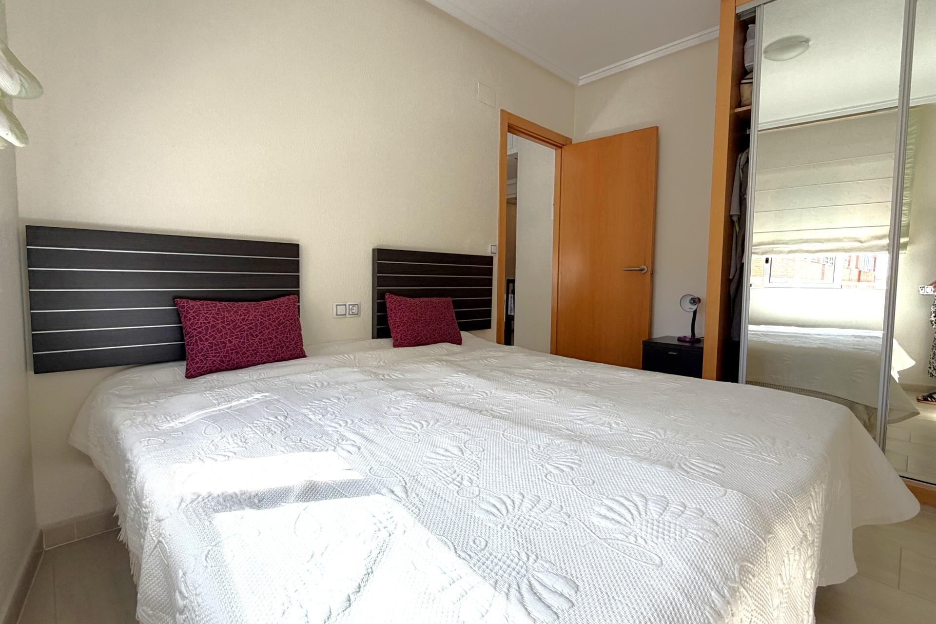 Resale - Apartment -
Torrevieja - El Molino