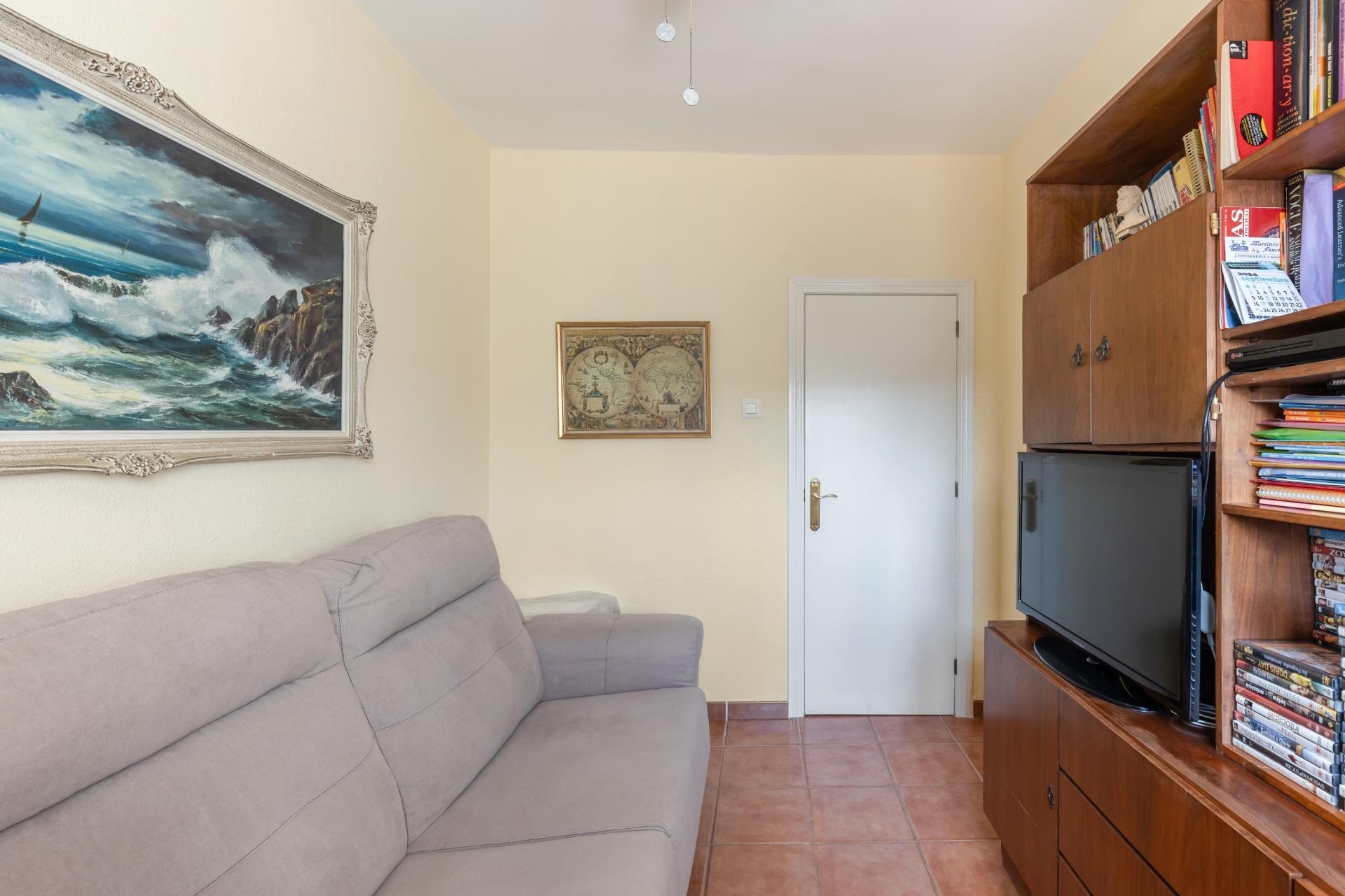 Resale - Apartment -
Torrevieja - Estacion De Autobuses