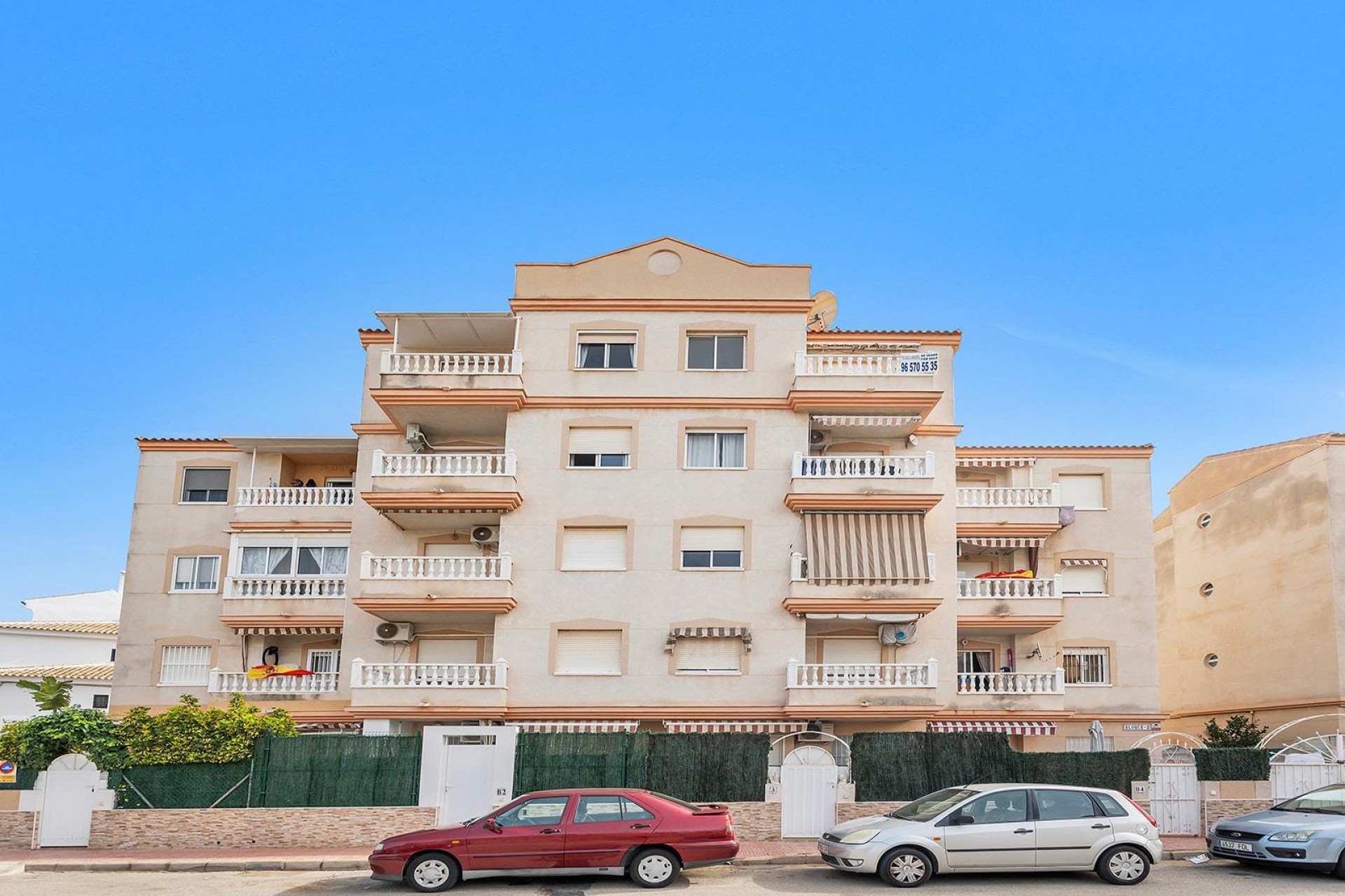 Resale - Apartment -
Torrevieja - Estacion De Autobuses