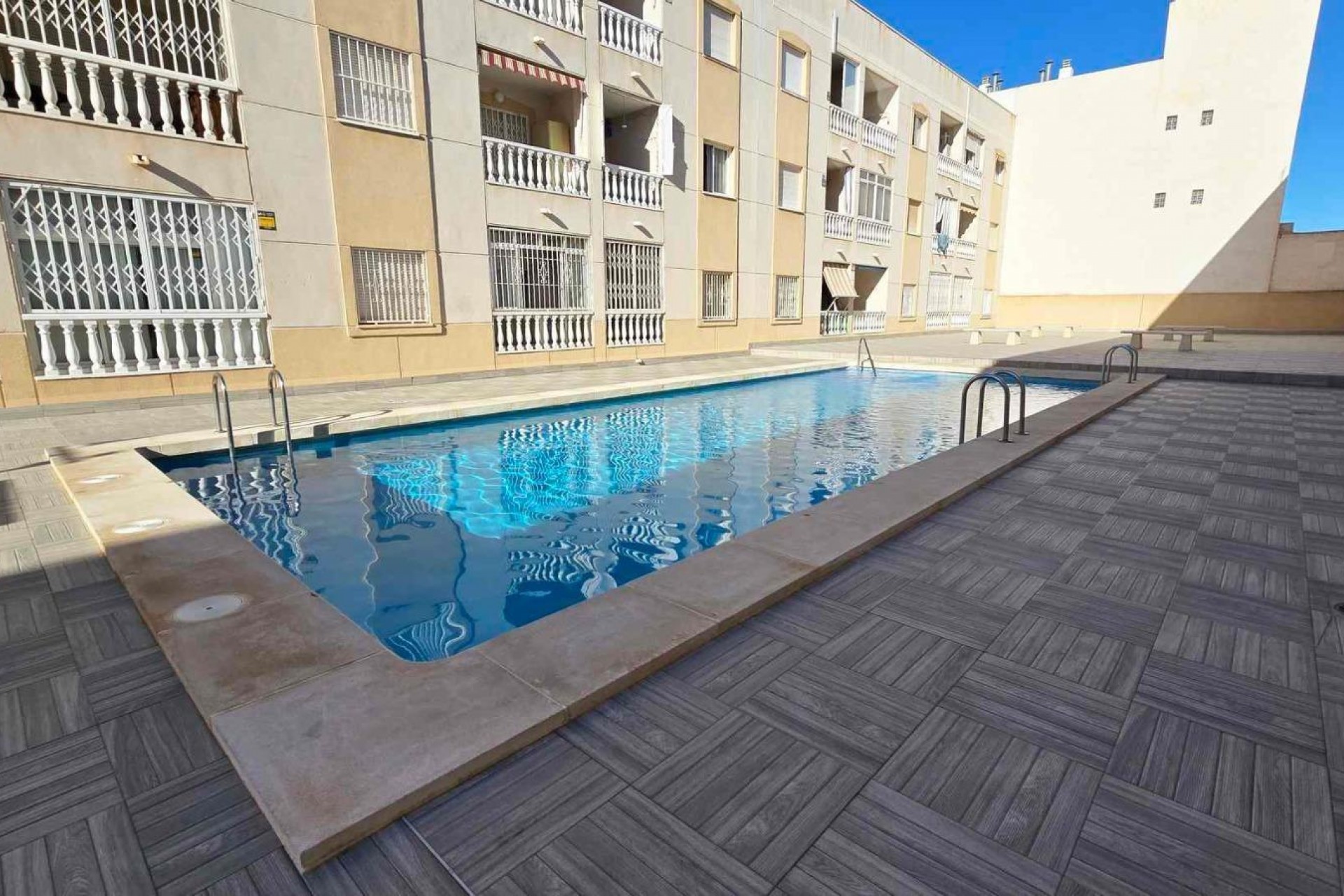 Resale - Apartment -
Torrevieja - Estacion De Autobuses