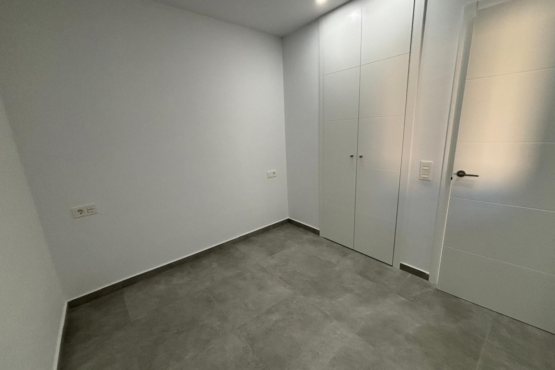 Resale - Apartment -
Torrevieja - Estacion De Autobuses