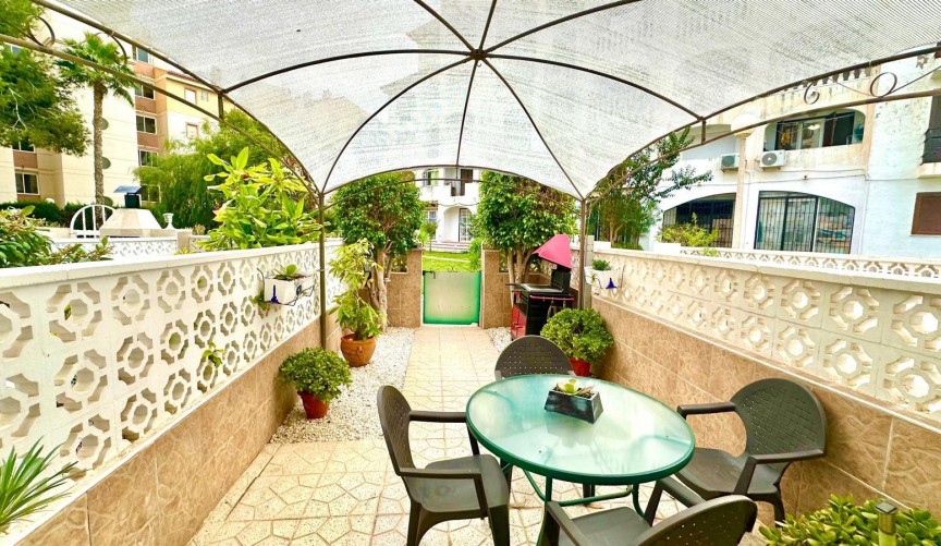 Resale - Apartment -
Torrevieja - Estacion De Autobuses