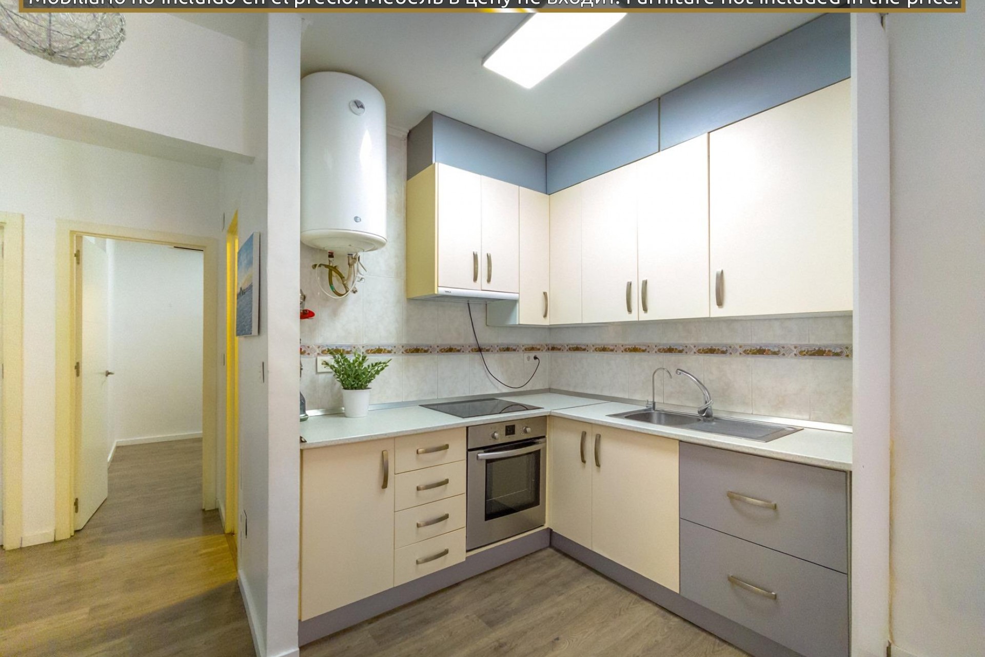 Resale - Apartment -
Torrevieja - Estacion De Autobuses