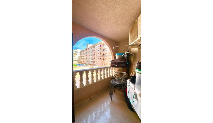 Resale - Apartment -
Torrevieja - Estacion De Autobuses