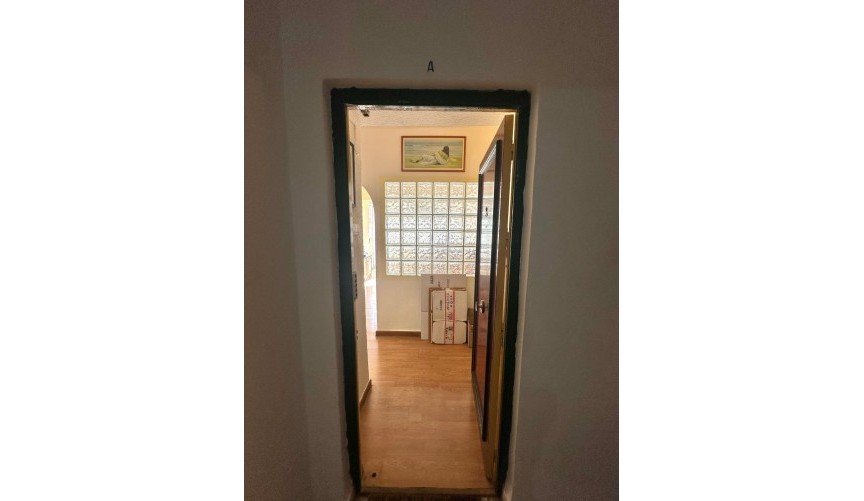 Resale - Apartment -
Torrevieja - Estacion De Autobuses