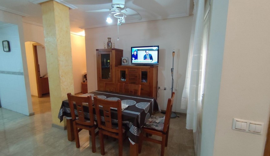 Resale - Apartment -
Torrevieja - Estacion De Autobuses