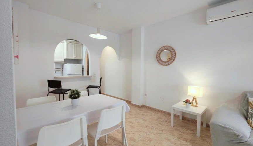 Resale - Apartment -
Torrevieja - Estacion De Autobuses