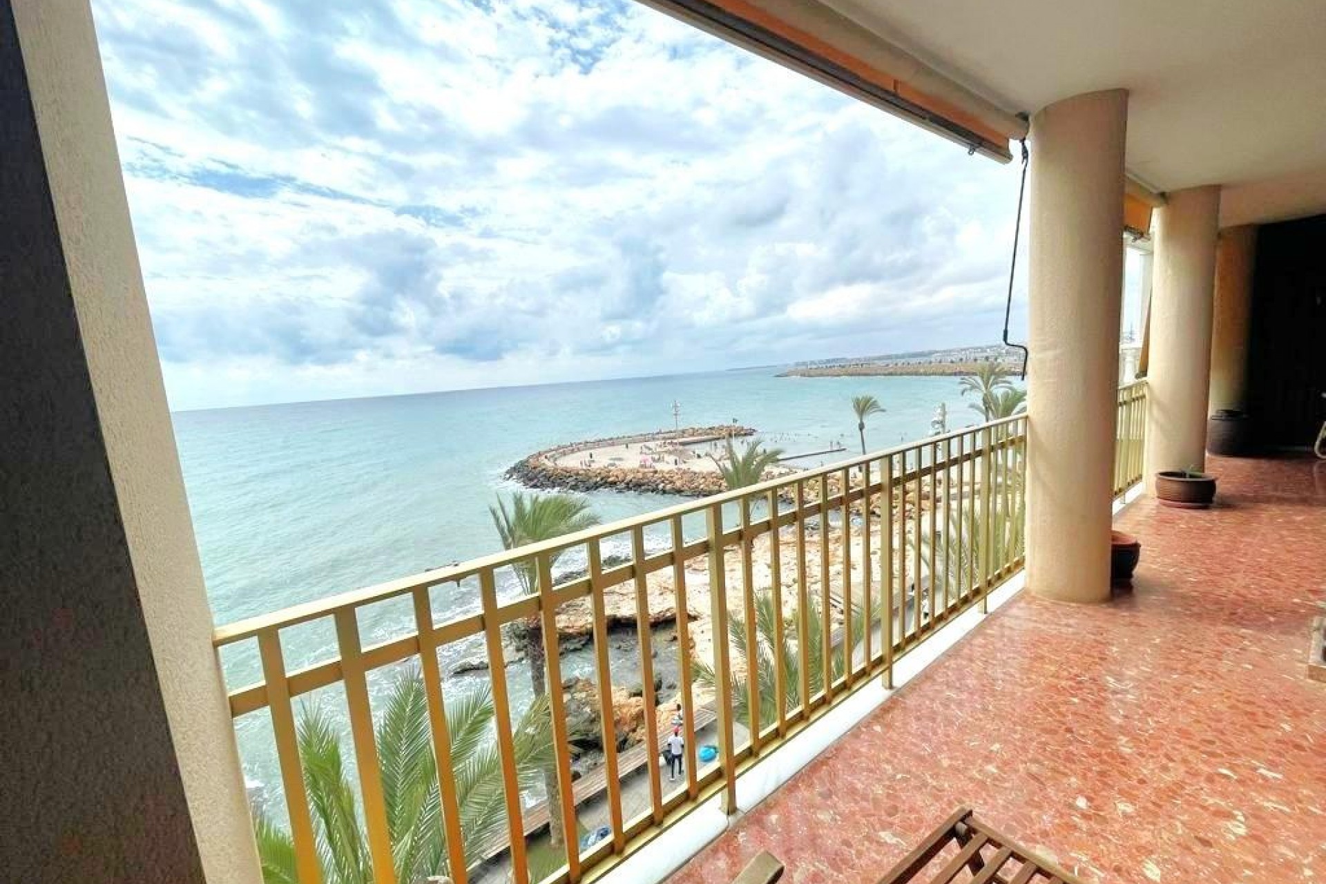 Resale - Apartment -
Torrevieja - Estacion De Autobuses