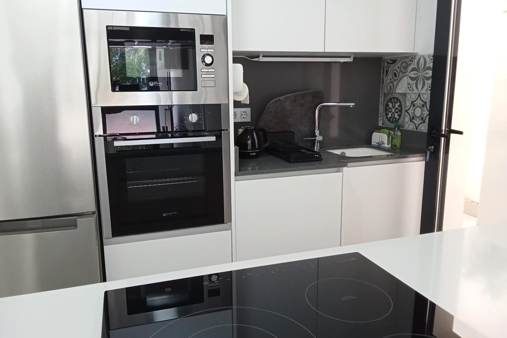 Resale - Apartment -
Torrevieja - Estacion De Autobuses