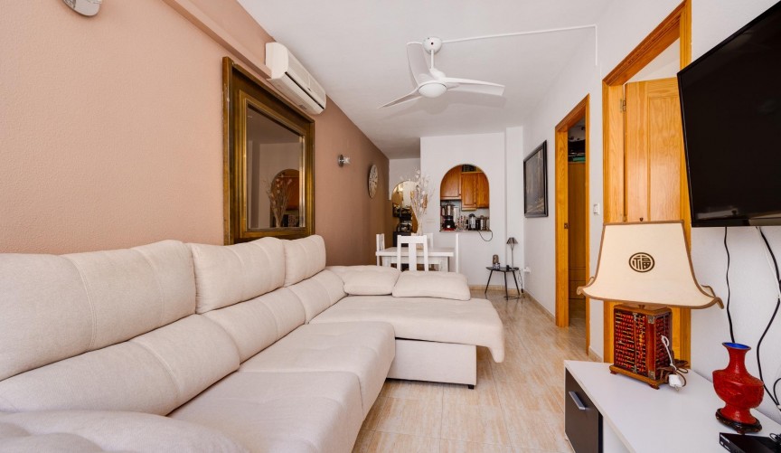 Resale - Apartment -
Torrevieja - Estacion De Autobuses