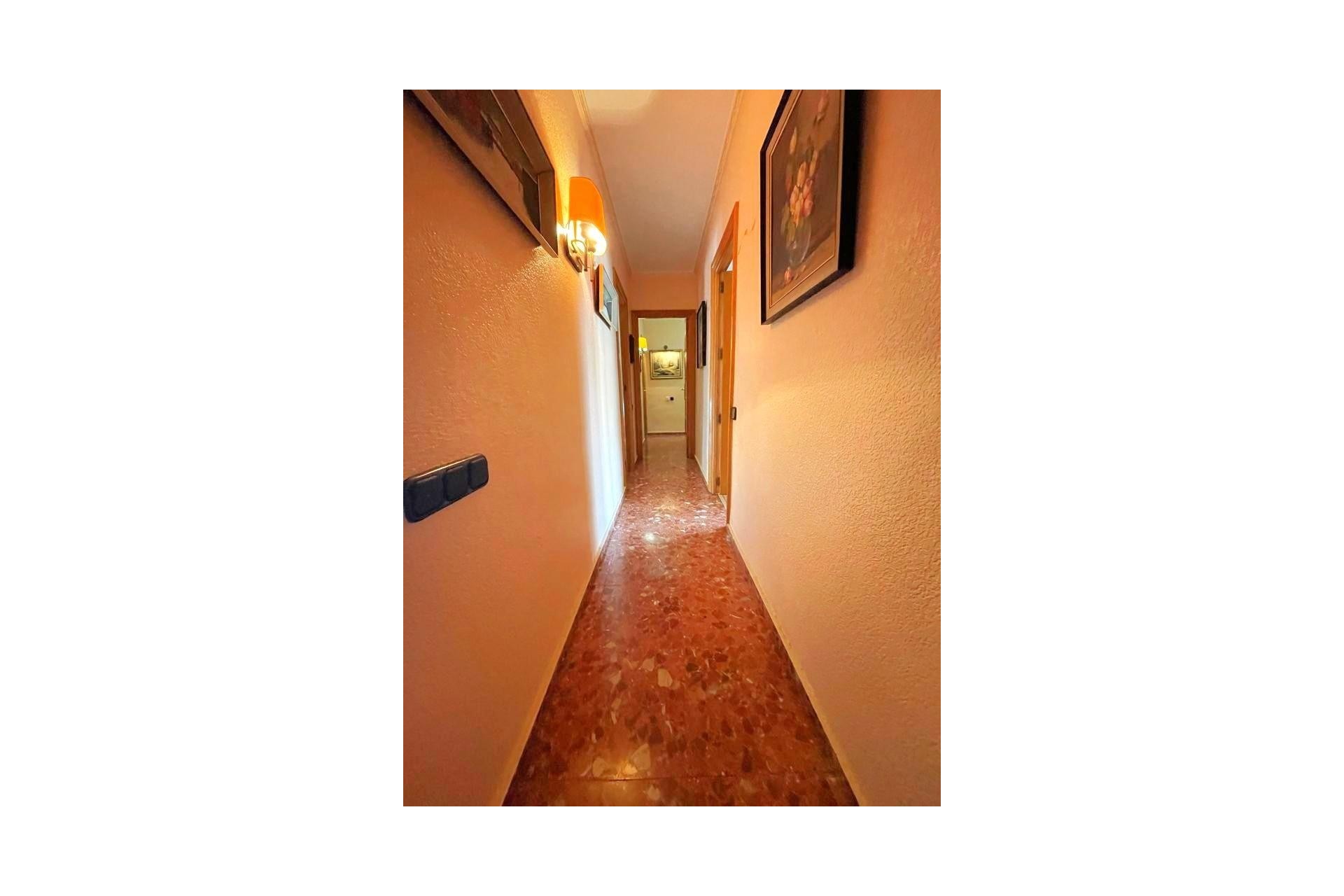 Resale - Apartment -
Torrevieja - Estacion De Autobuses