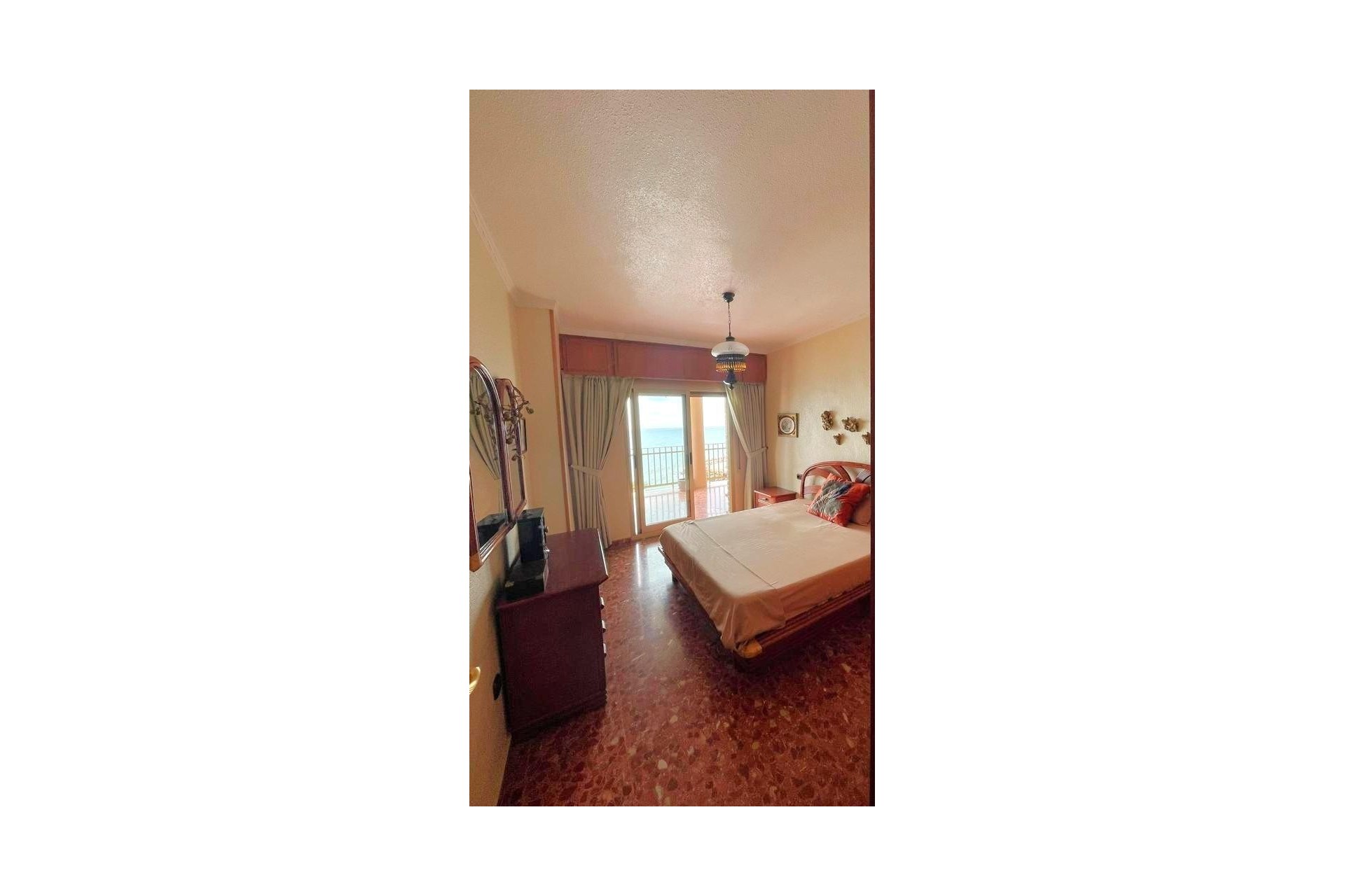 Resale - Apartment -
Torrevieja - Estacion De Autobuses