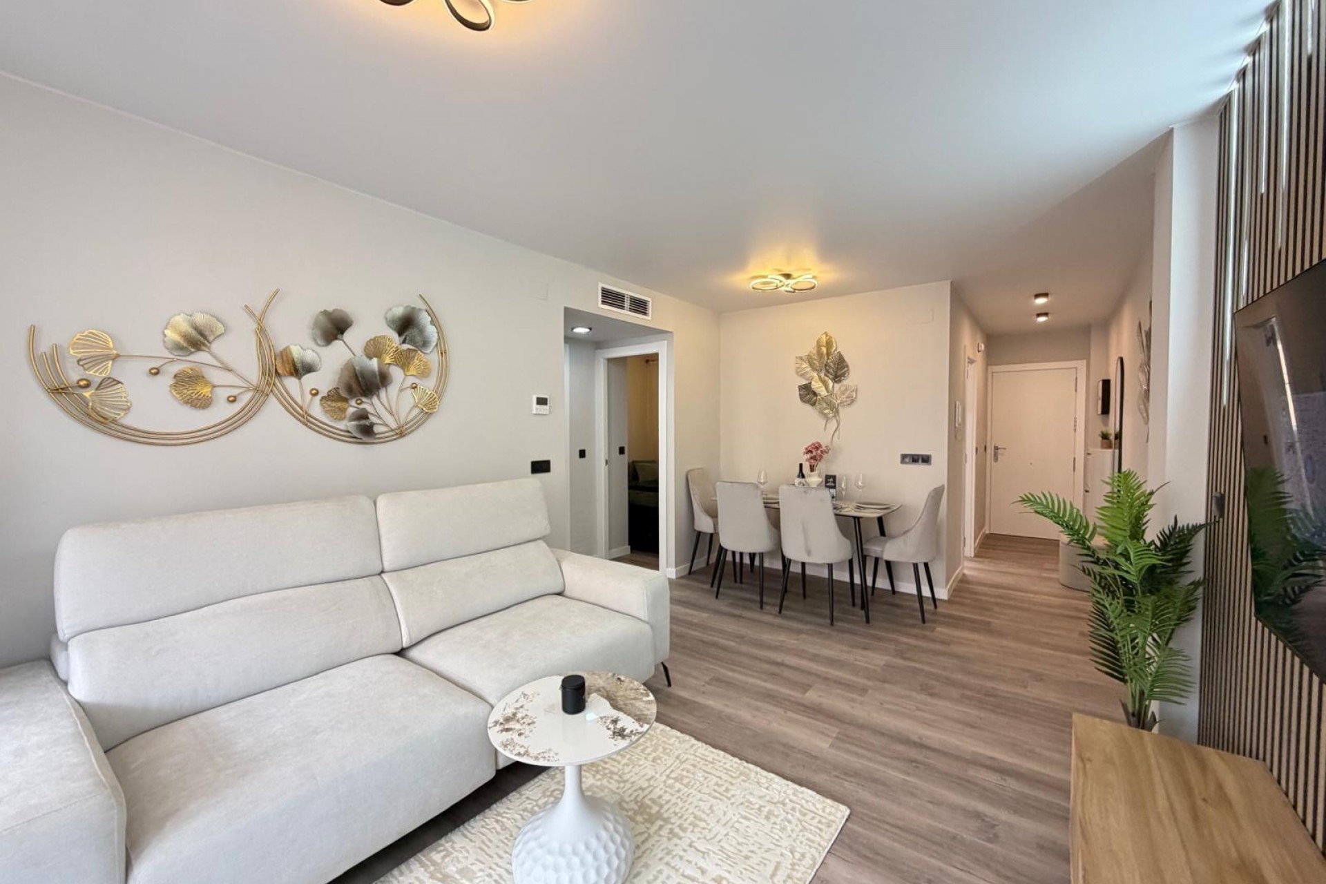Resale - Apartment -
Torrevieja - Estacion De Autobuses