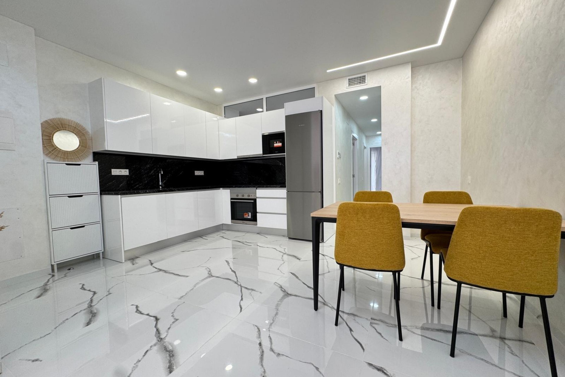 Resale - Apartment -
Torrevieja - Estacion De Autobuses