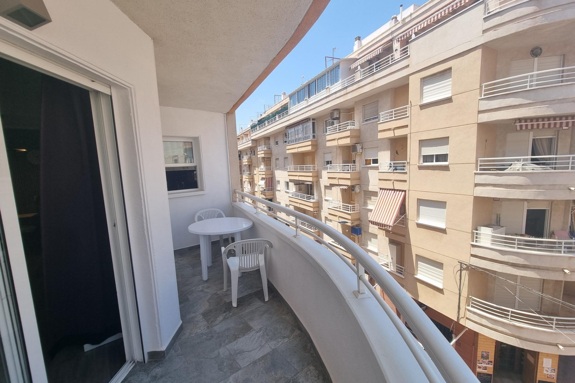 Resale - Apartment -
Torrevieja - Estacion De Autobuses