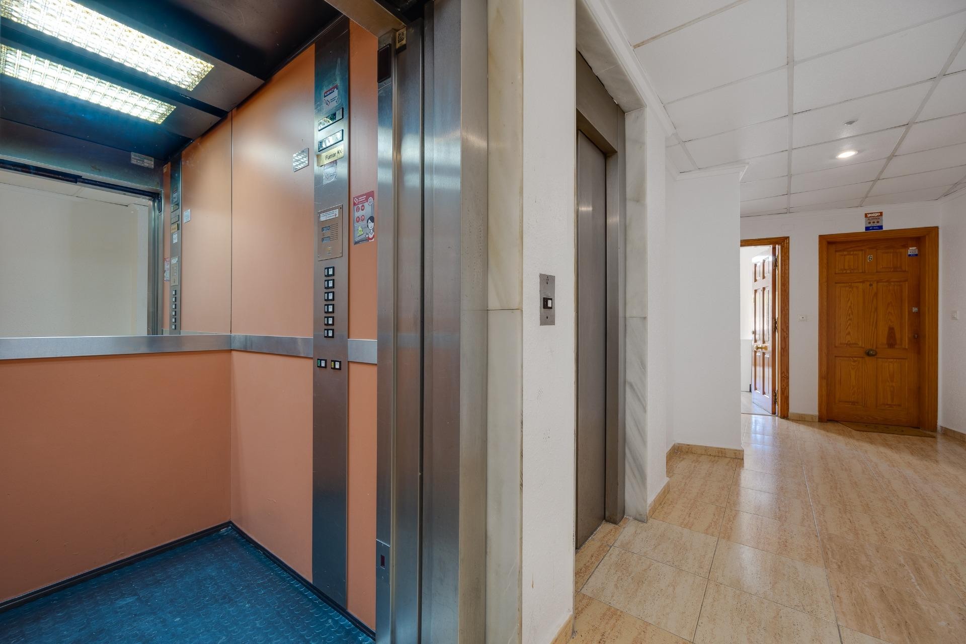 Resale - Apartment -
Torrevieja - Estacion De Autobuses