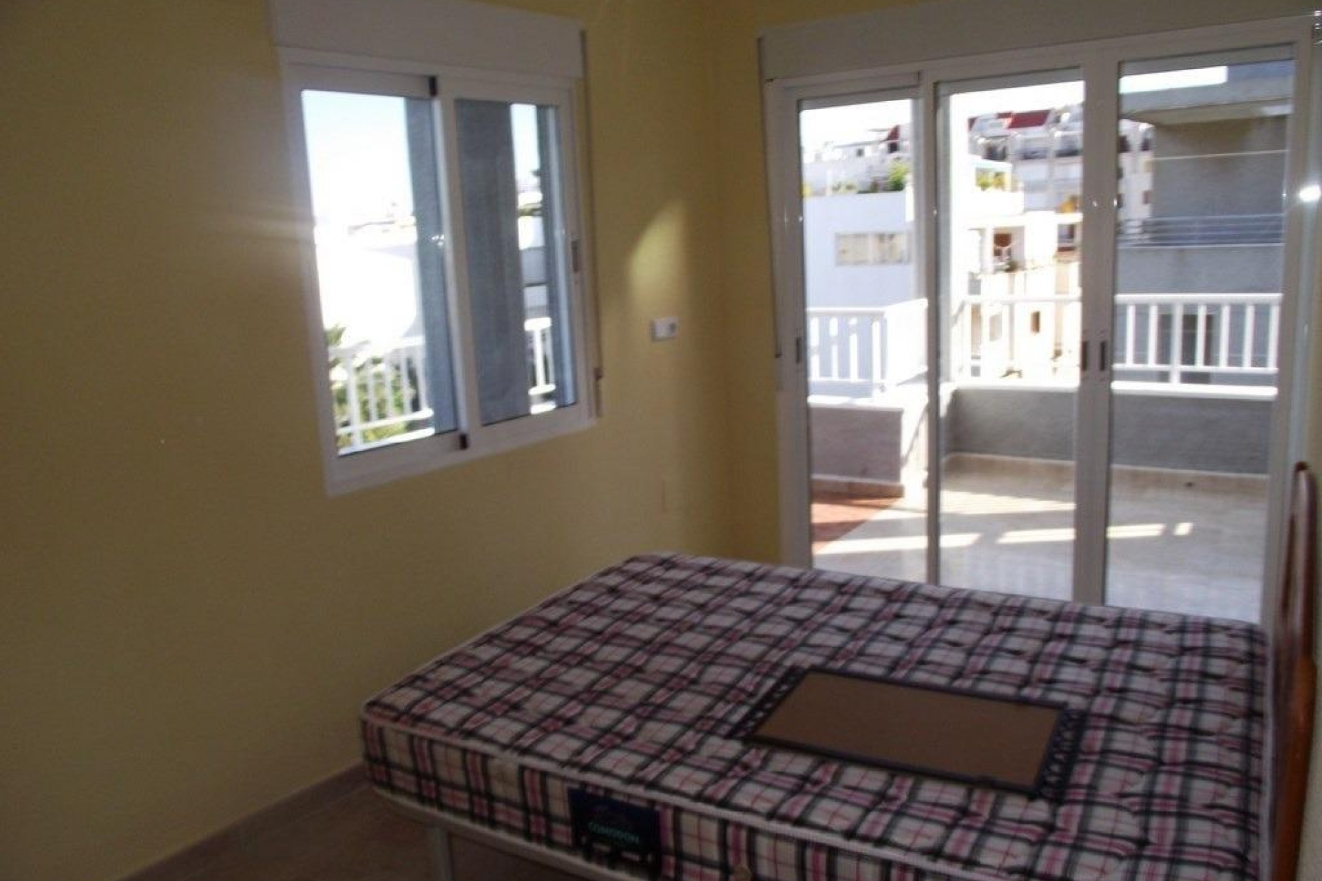 Resale - Apartment -
Torrevieja - Estacion De Autobuses