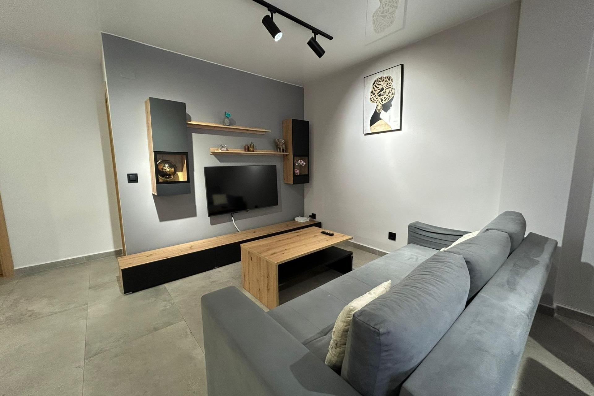 Resale - Apartment -
Torrevieja - Estacion De Autobuses