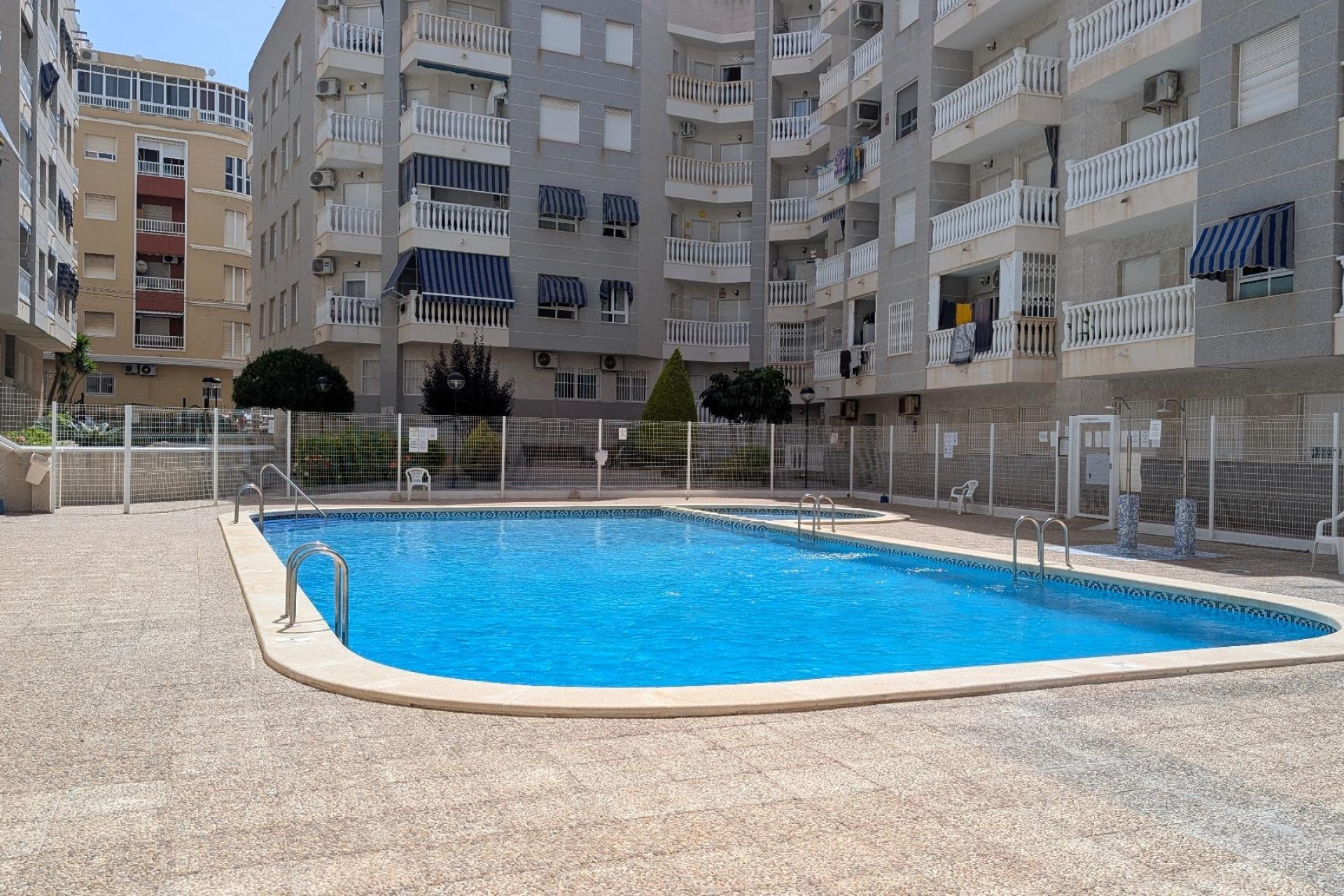 Resale - Apartment -
Torrevieja - Estacion De Autobuses