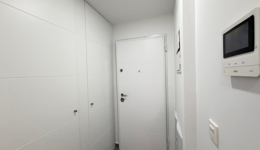 Resale - Apartment -
Torrevieja - Estacion De Autobuses