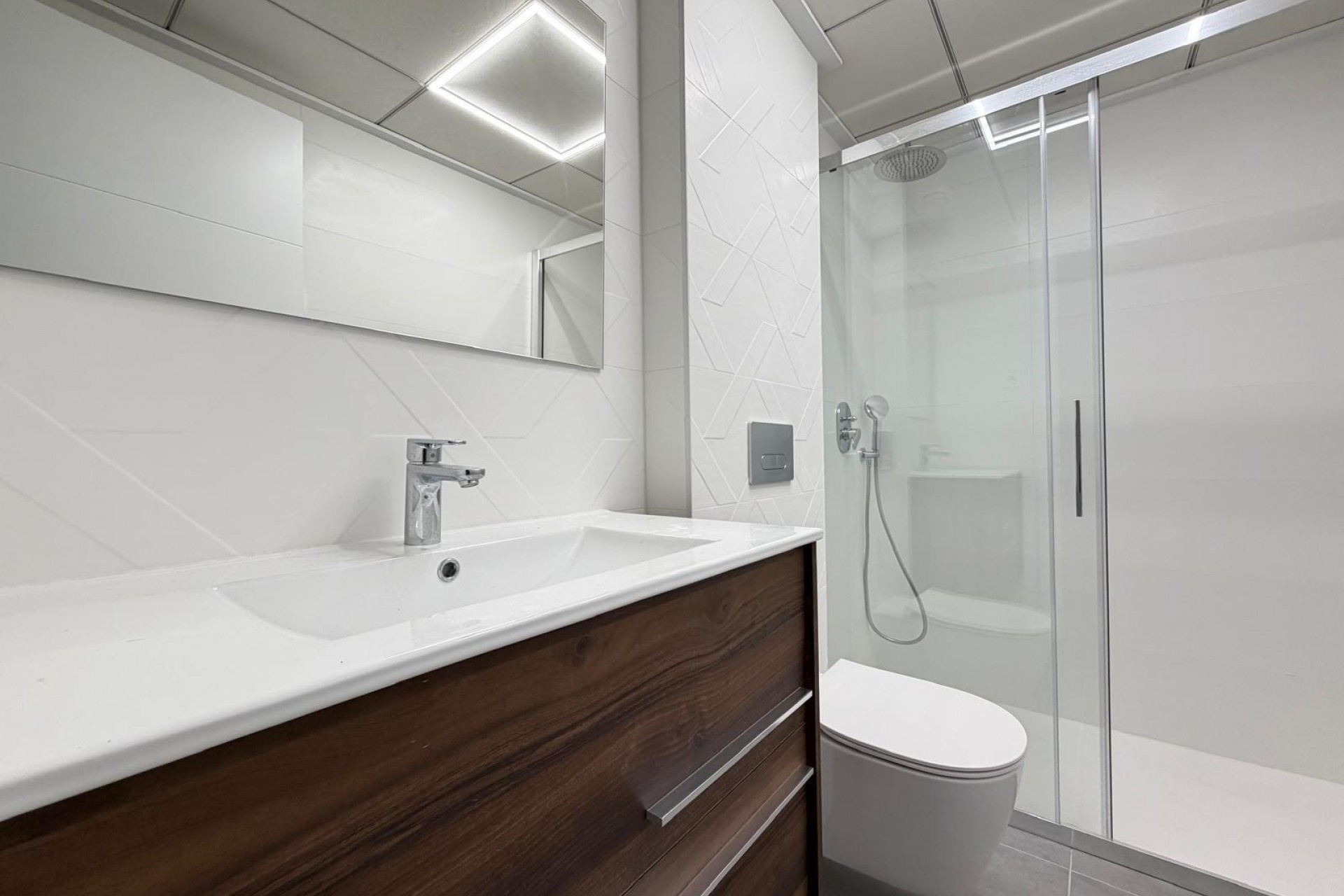 Resale - Apartment -
Torrevieja - Estacion De Autobuses
