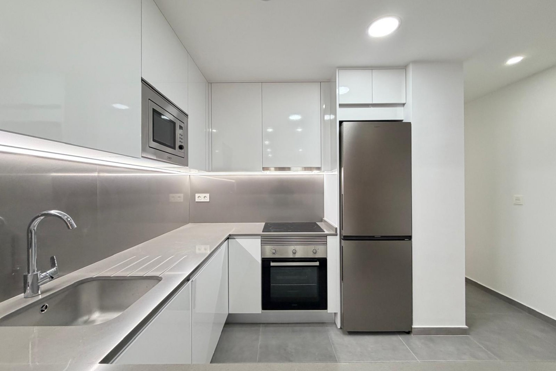 Resale - Apartment -
Torrevieja - Estacion De Autobuses