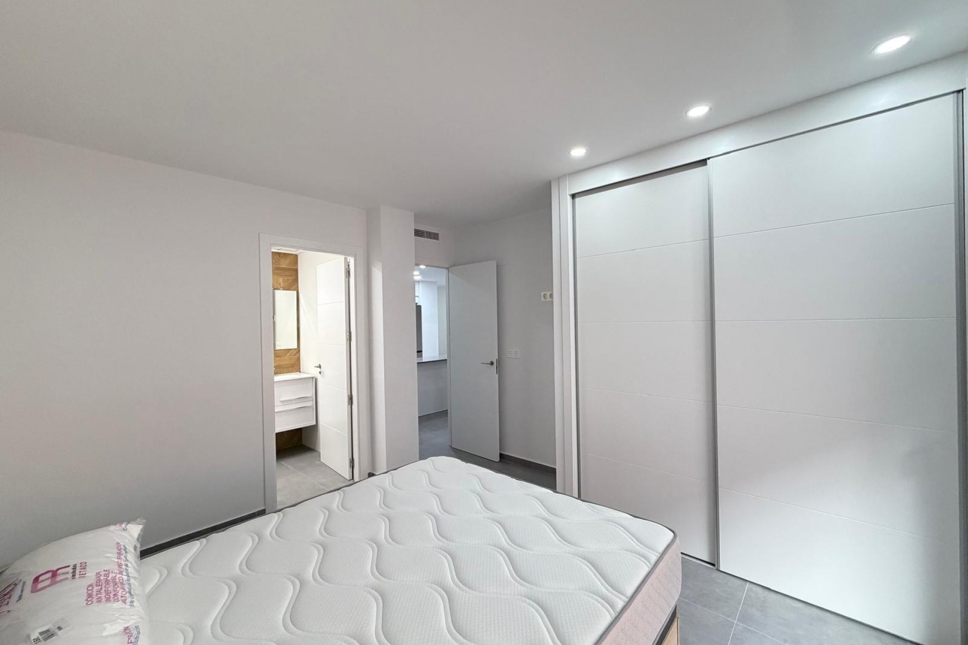 Resale - Apartment -
Torrevieja - Estacion De Autobuses