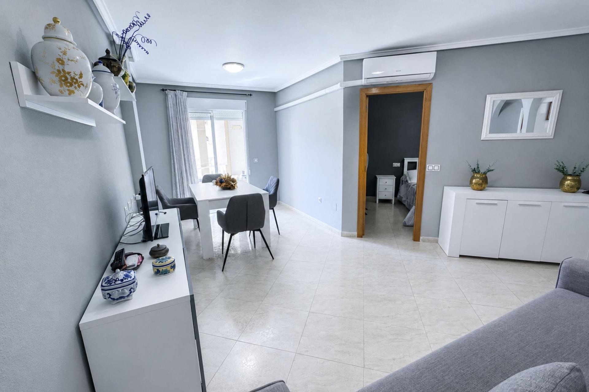 Resale - Apartment -
Torrevieja - Estacion De Autobuses