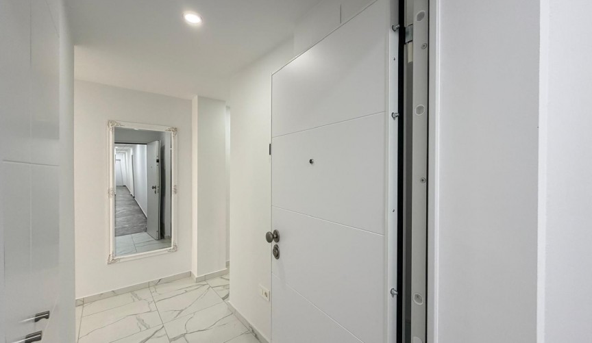 Resale - Apartment -
Torrevieja - Estacion De Autobuses