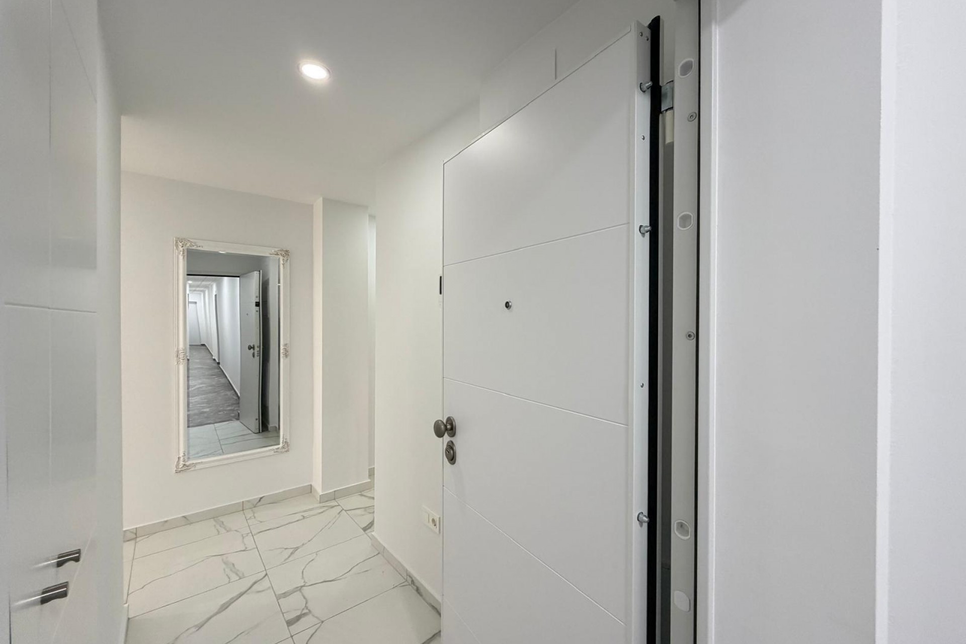 Resale - Apartment -
Torrevieja - Estacion De Autobuses