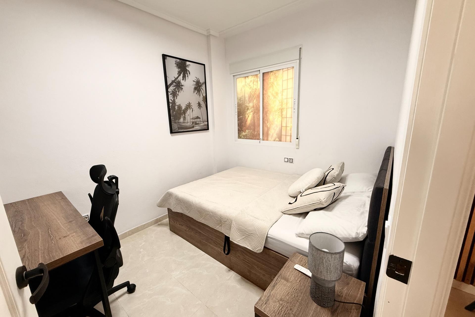 Resale - Apartment -
Torrevieja - Estacion De Autobuses