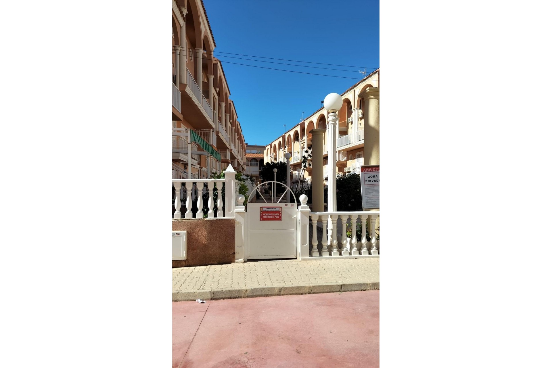 Resale - Apartment -
Torrevieja - Gaspar Perrelló