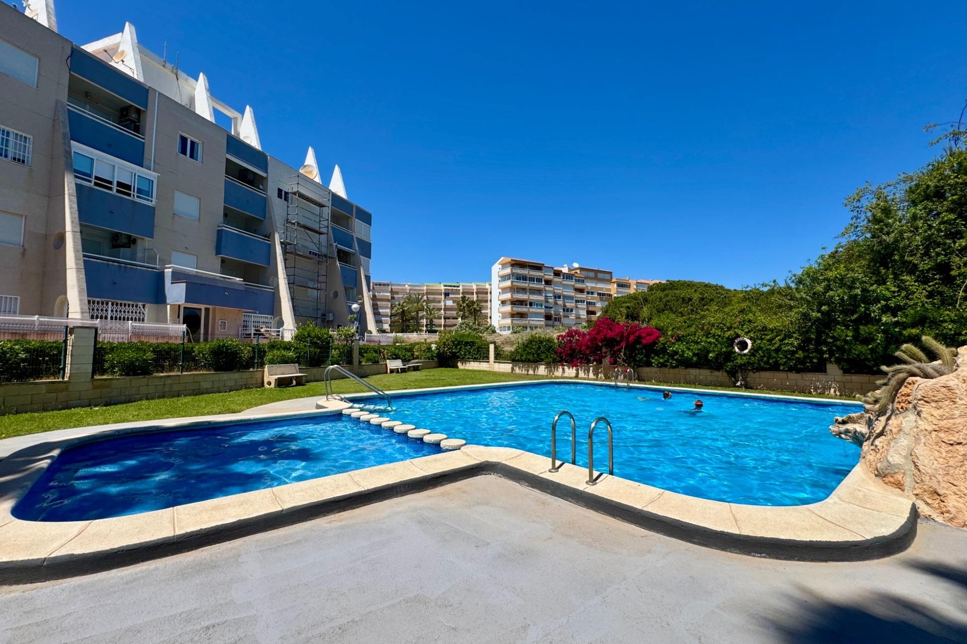 Resale - Apartment -
Torrevieja - Gaspar Perrelló