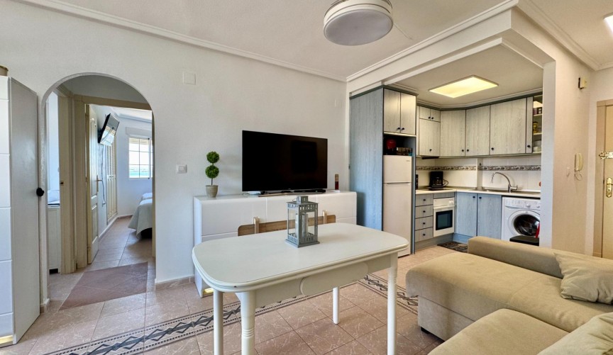 Resale - Apartment -
Torrevieja - Gaspar Perrelló