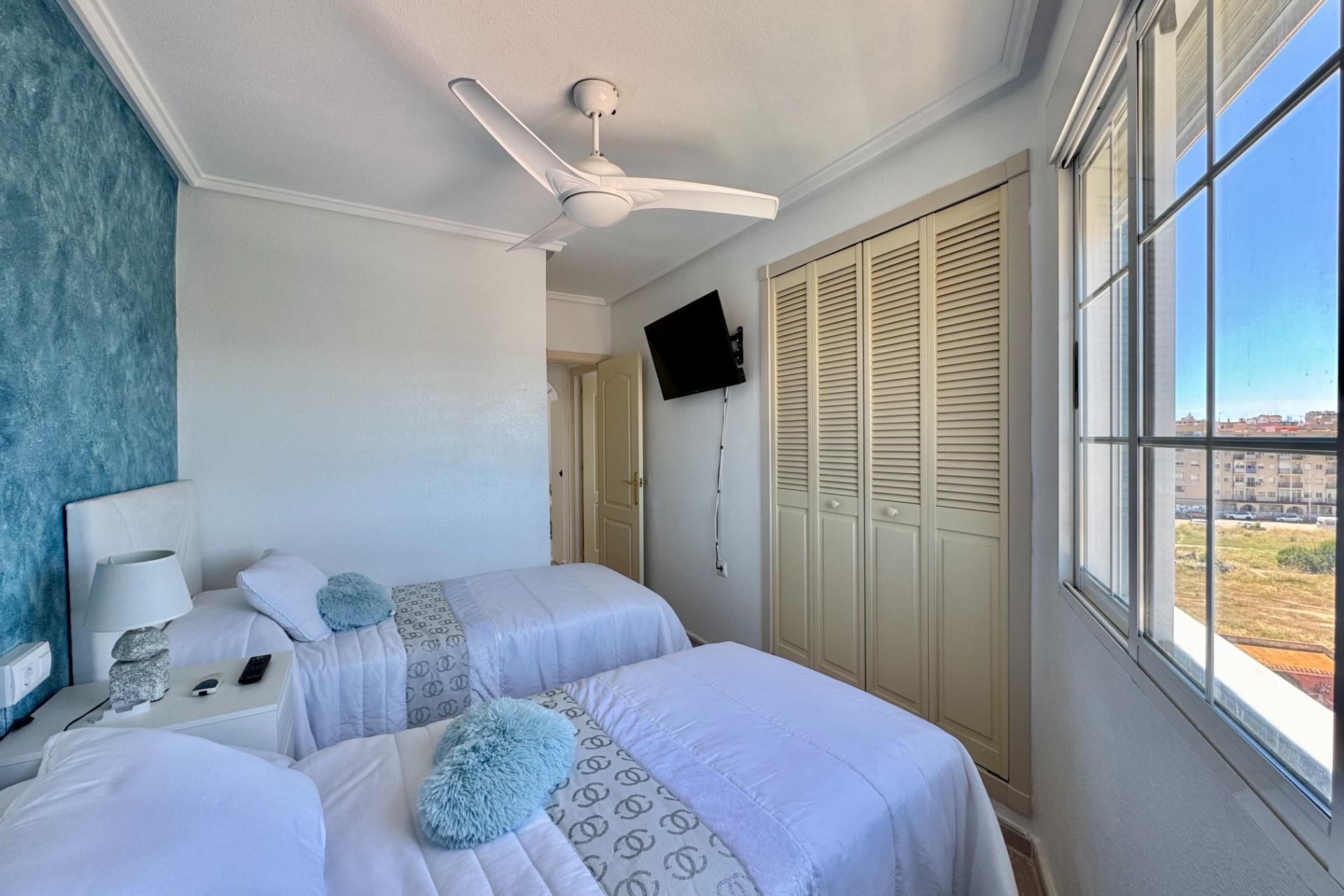 Resale - Apartment -
Torrevieja - Gaspar Perrelló