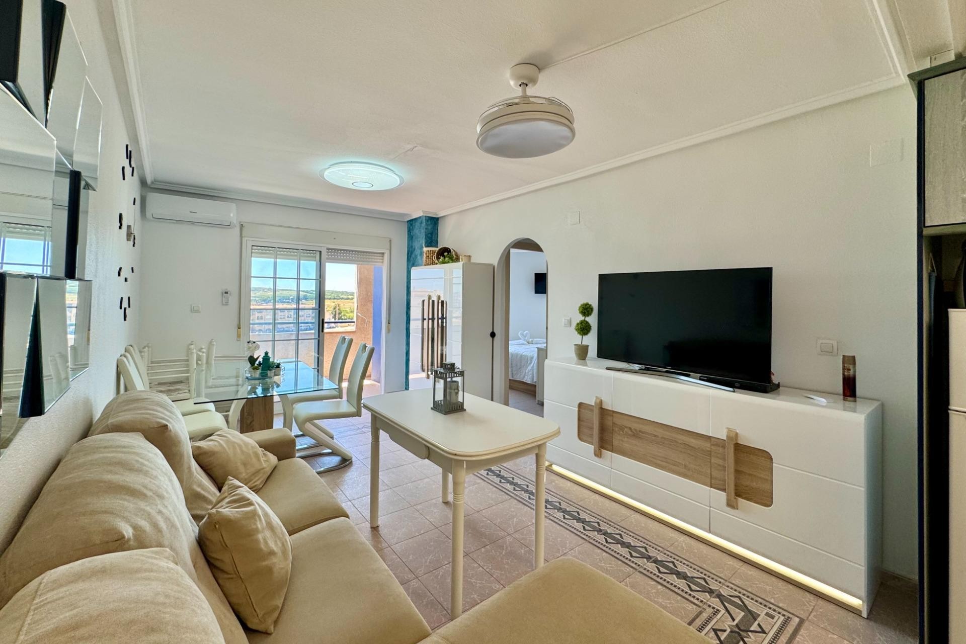 Resale - Apartment -
Torrevieja - Gaspar Perrelló