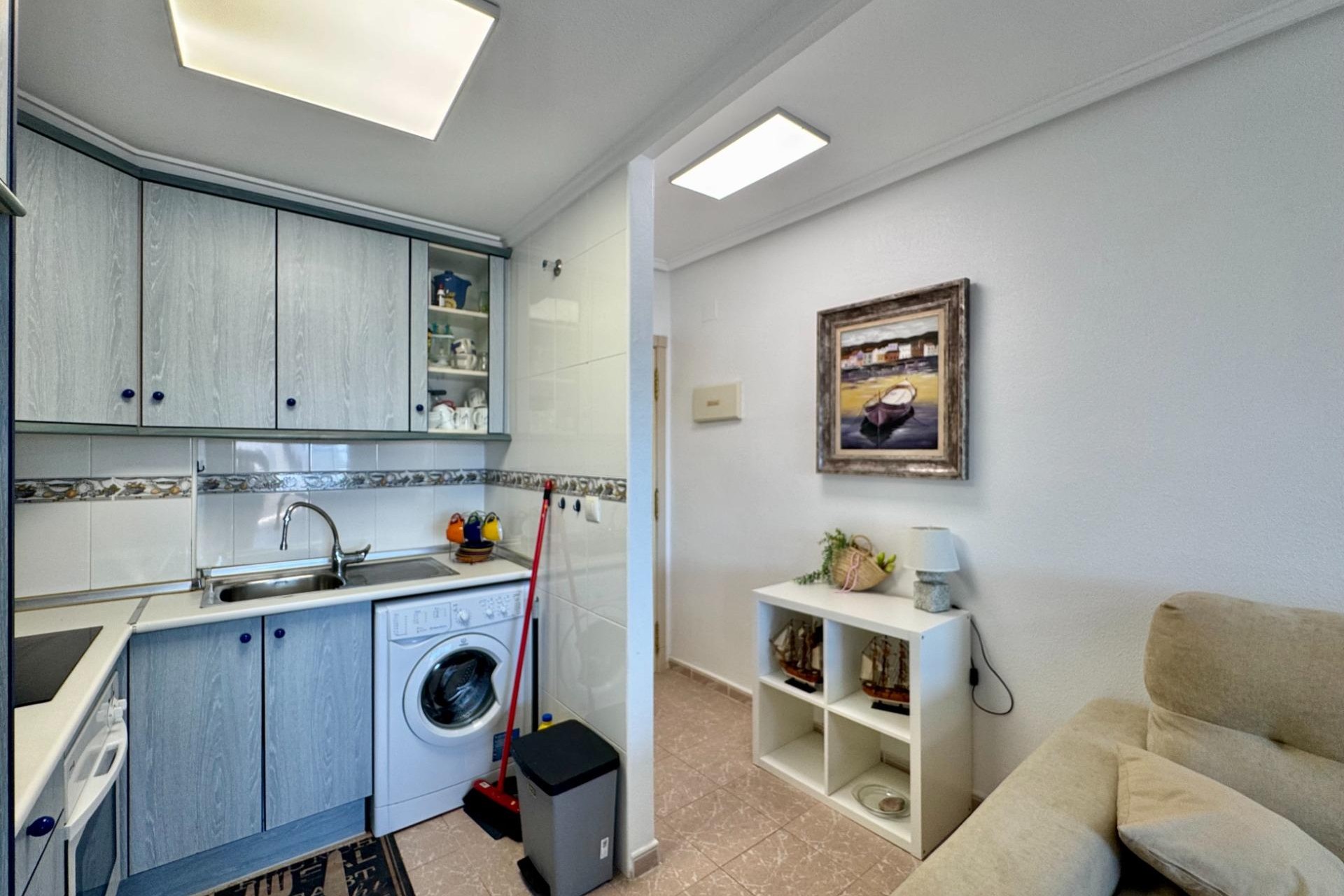 Resale - Apartment -
Torrevieja - Gaspar Perrelló