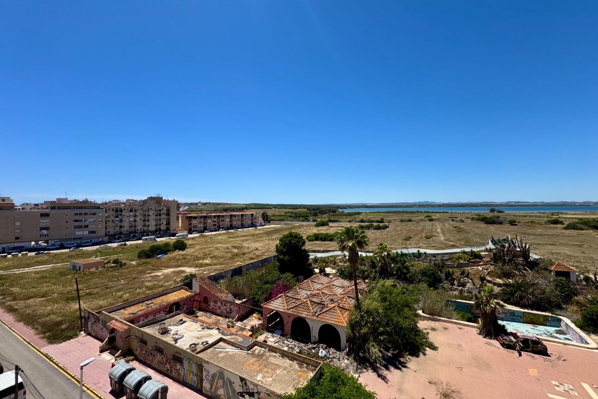 Resale - Apartment -
Torrevieja - Gaspar Perrelló