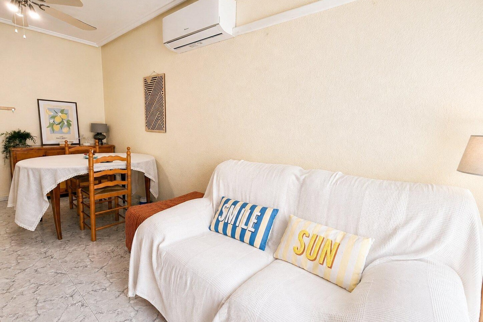 Resale - Apartment -
Torrevieja - Habaneras
