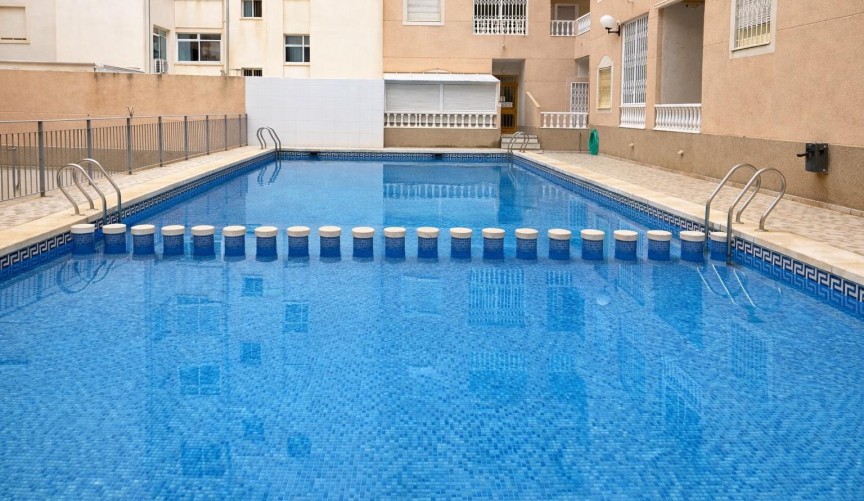 Resale - Apartment -
Torrevieja - Habaneras