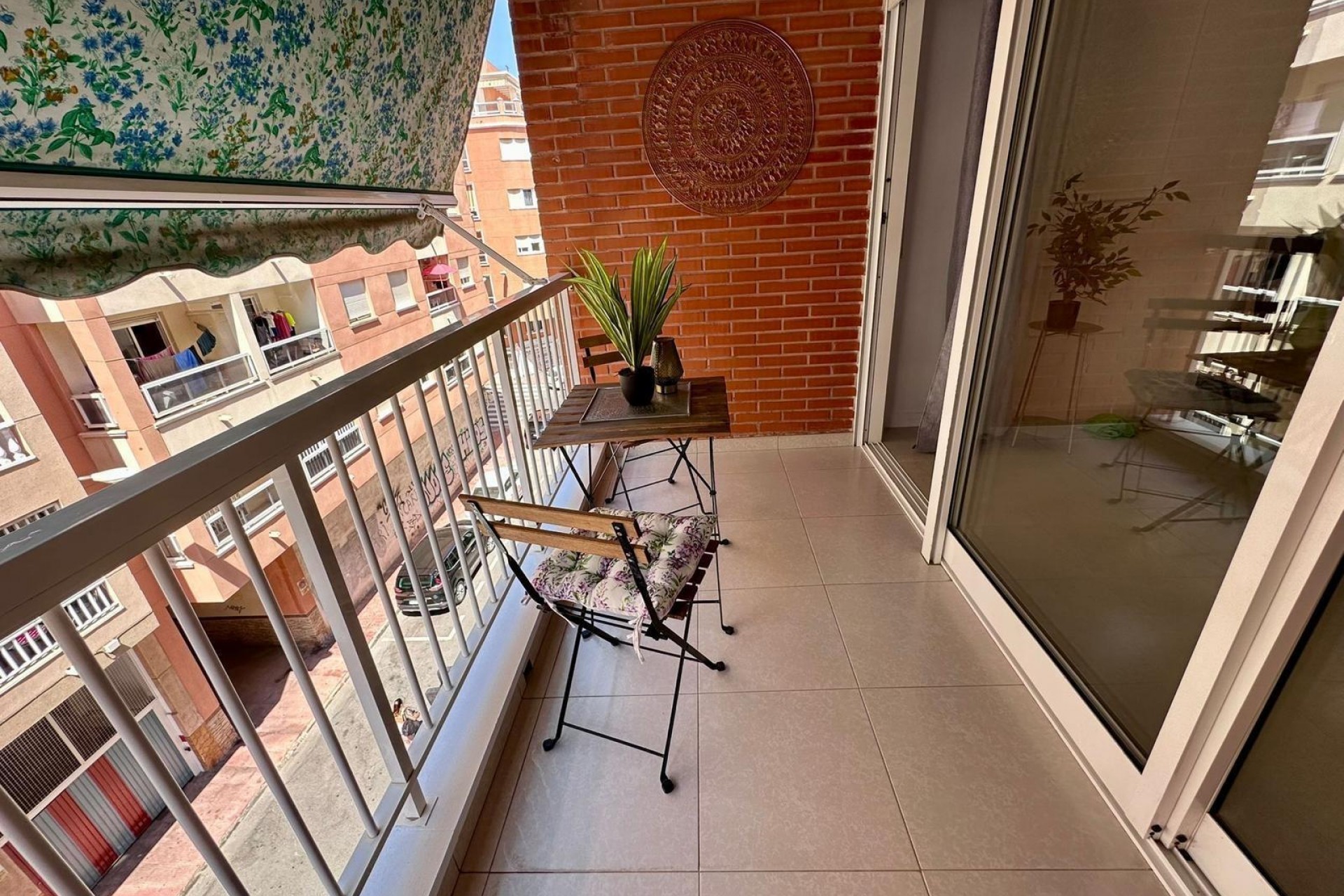 Resale - Apartment -
Torrevieja - Habaneras