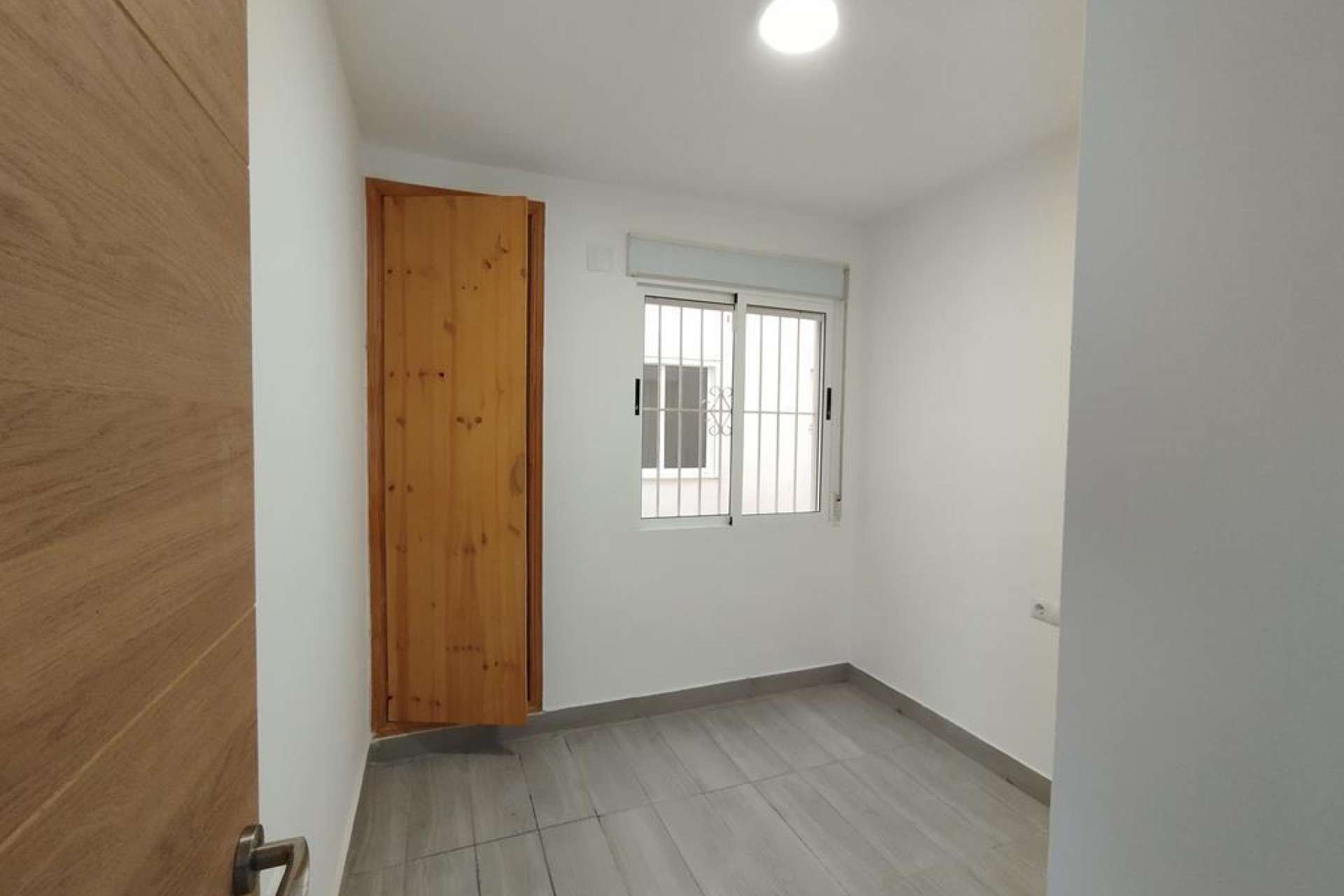 Resale - Apartment -
Torrevieja - Habaneras