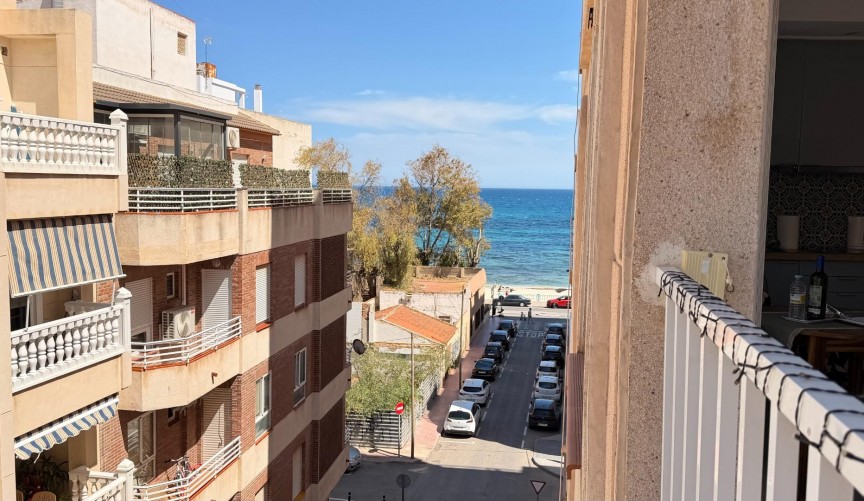 Resale - Apartment -
Torrevieja - Habaneras