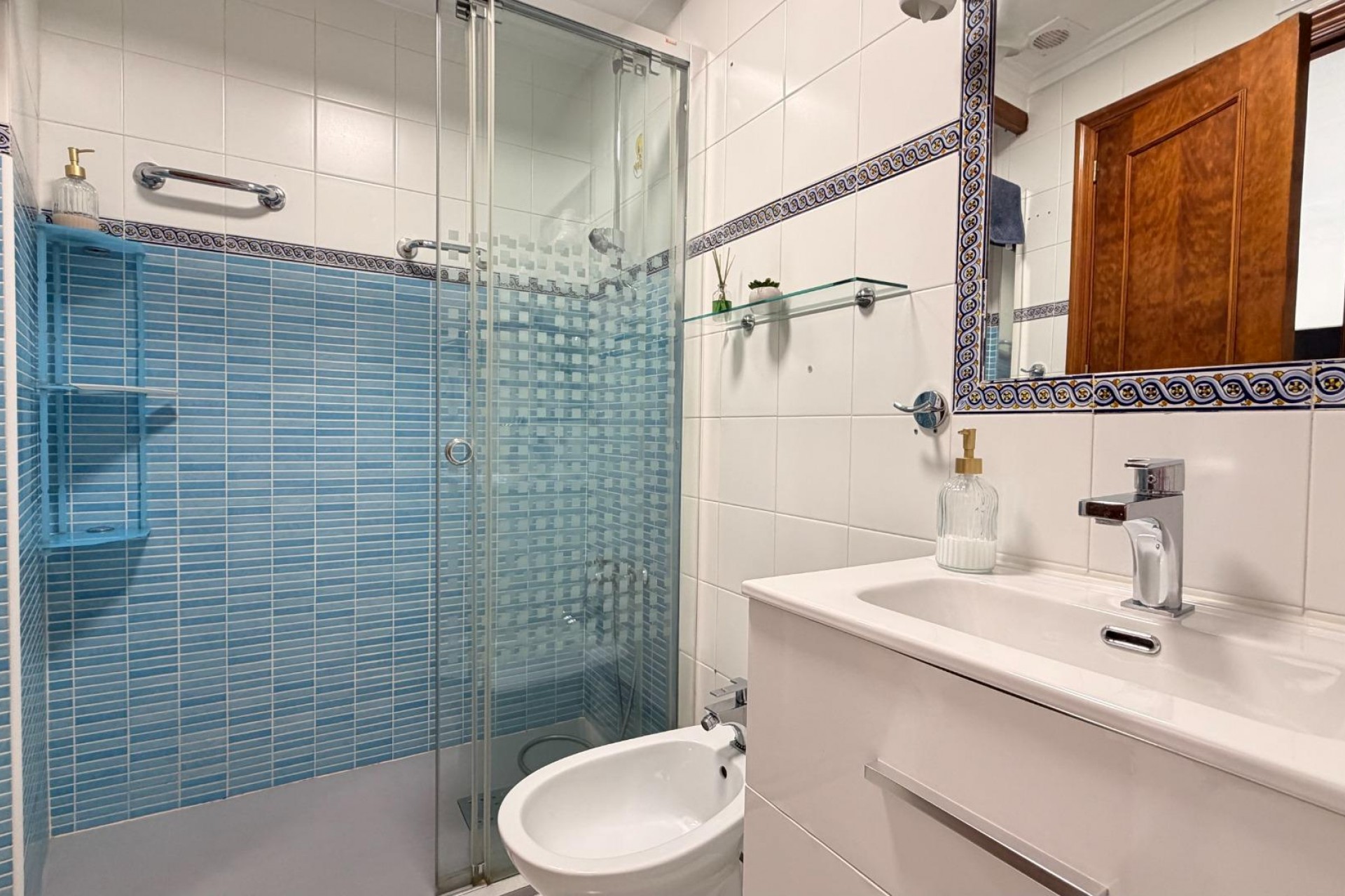 Resale - Apartment -
Torrevieja - Habaneras