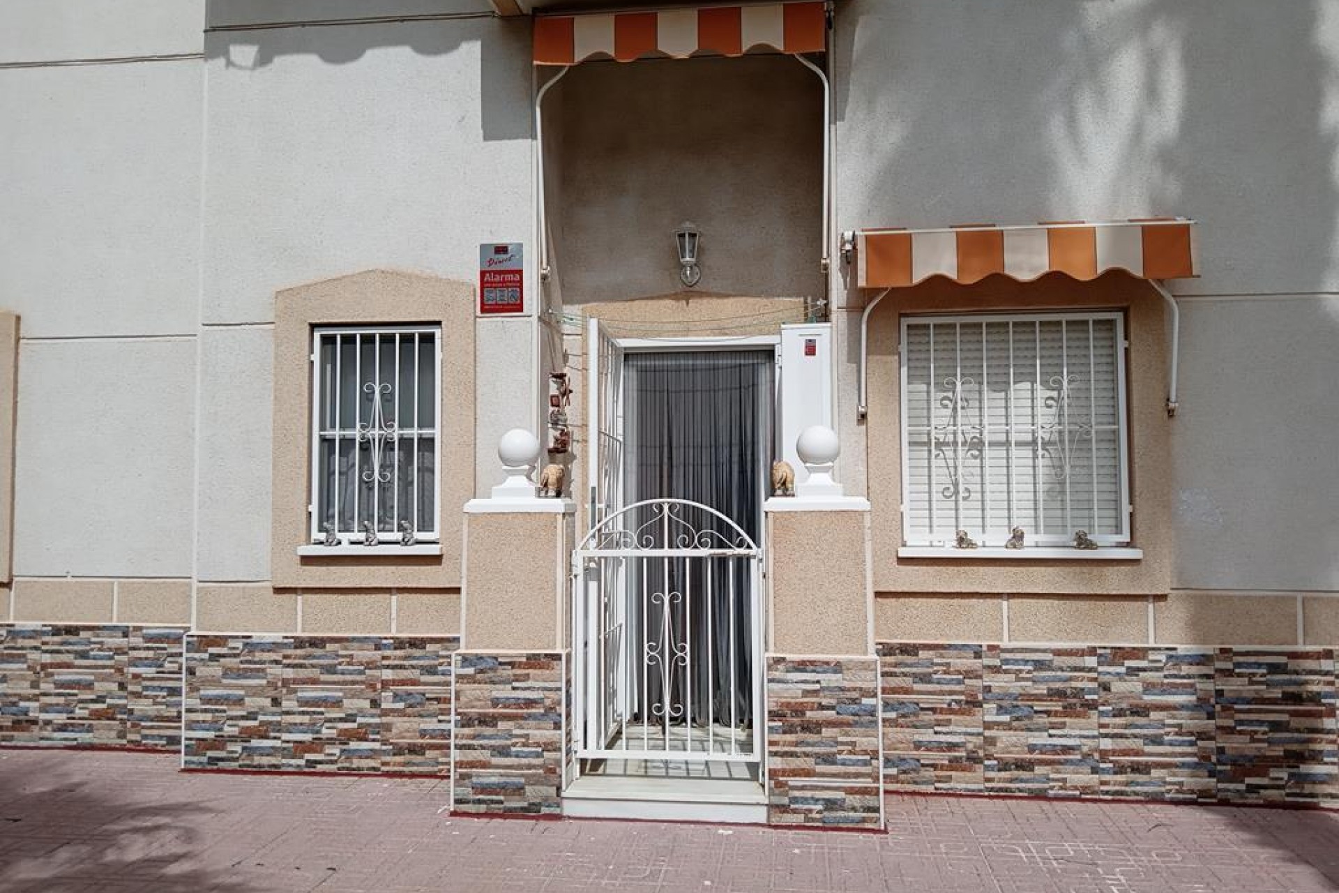 Resale - Apartment -
Torrevieja - LA LOMA