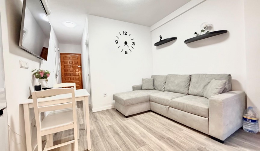 Resale - Apartment -
Torrevieja - La Mata Pueblo