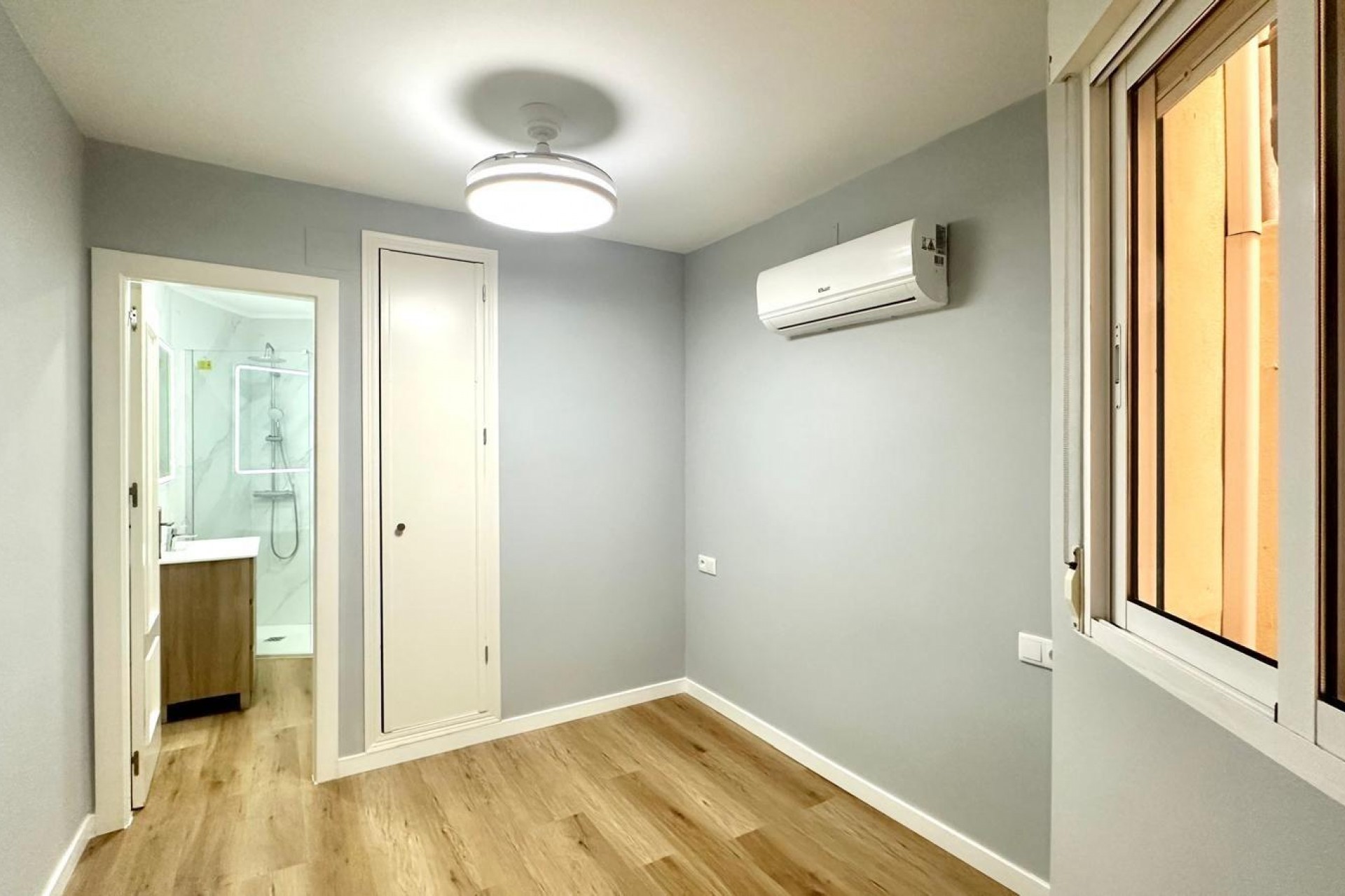 Resale - Apartment -
Torrevieja - La Mata Pueblo