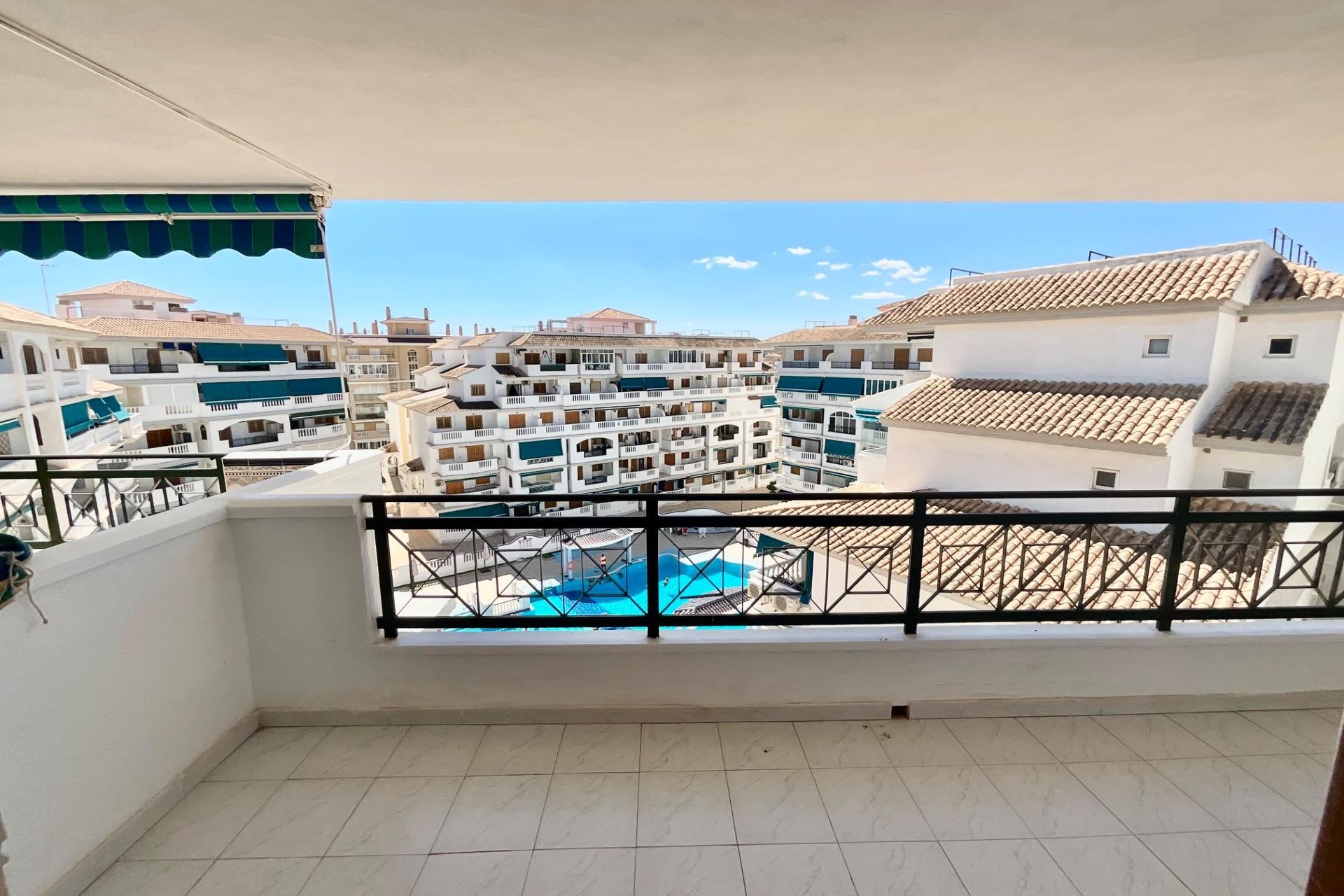 Resale - Apartment -
Torrevieja - La Mata