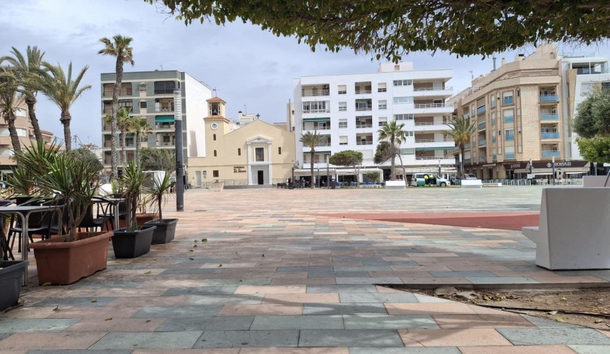 Resale - Apartment -
Torrevieja - La Mata